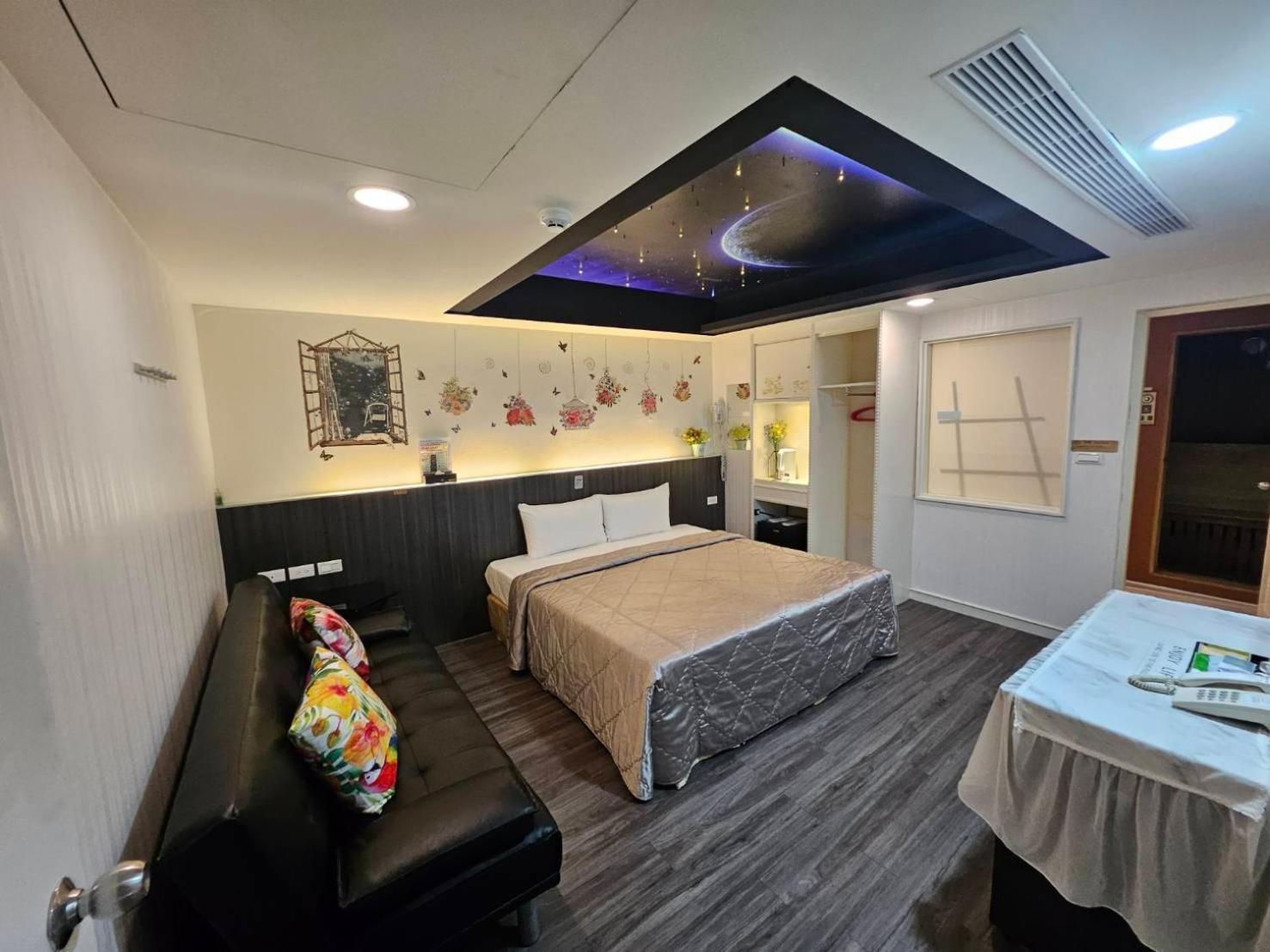 גאושיונג Joy Garden Hotel מראה חיצוני תמונה